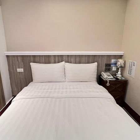 Migo Hotel Tajcshung Kültér fotó